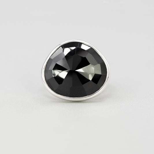 Black spinel cocktail ring