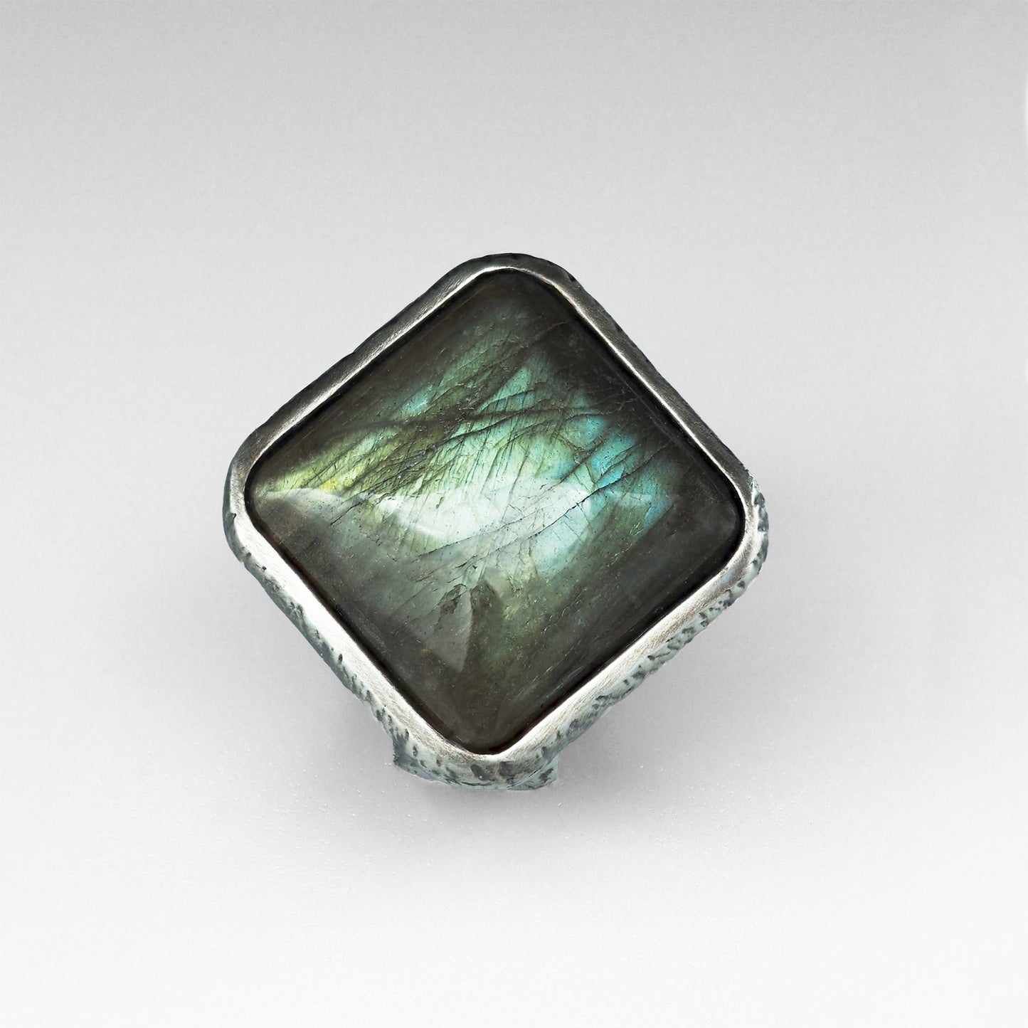 Large labradorite cocktail ring