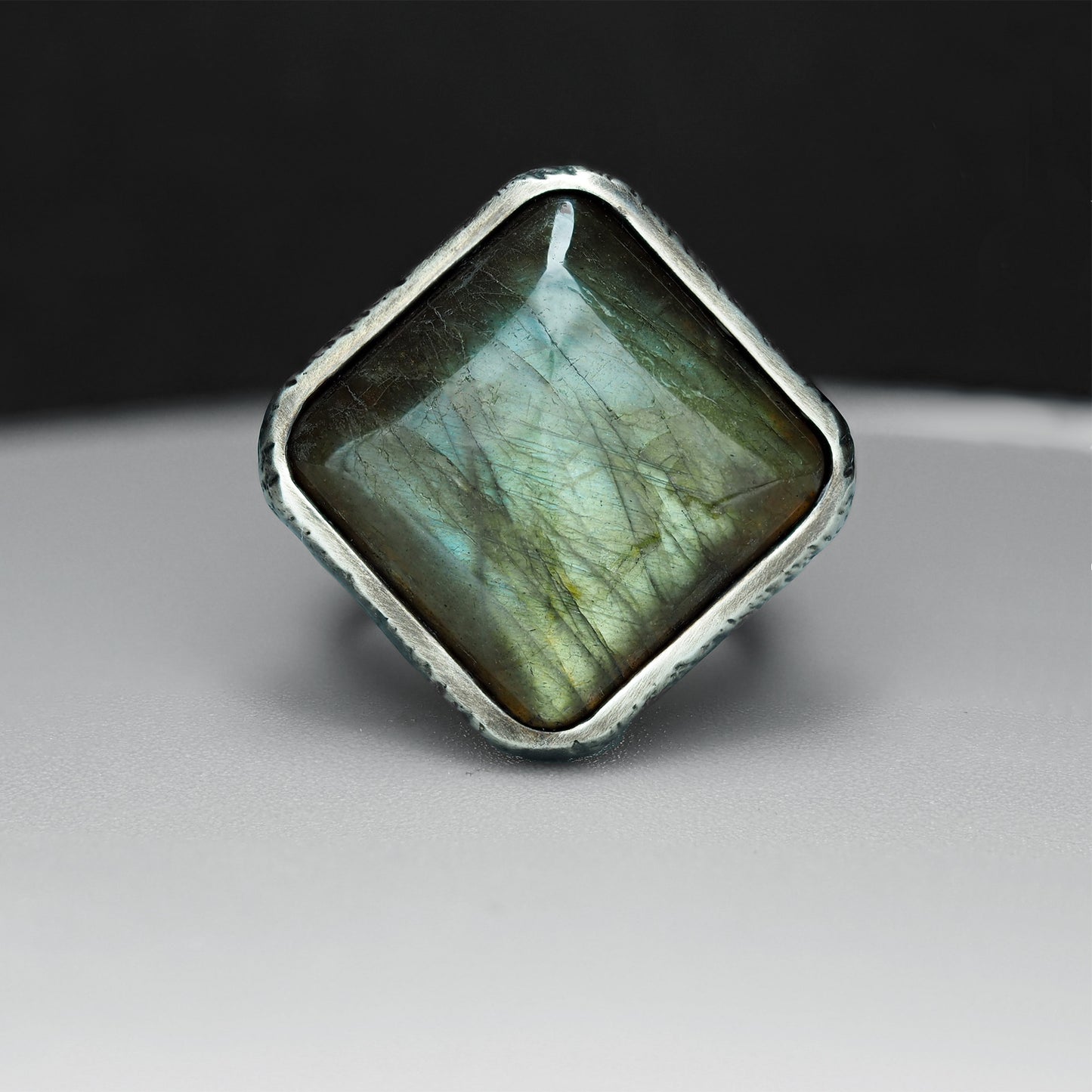 Large labradorite cocktail ring