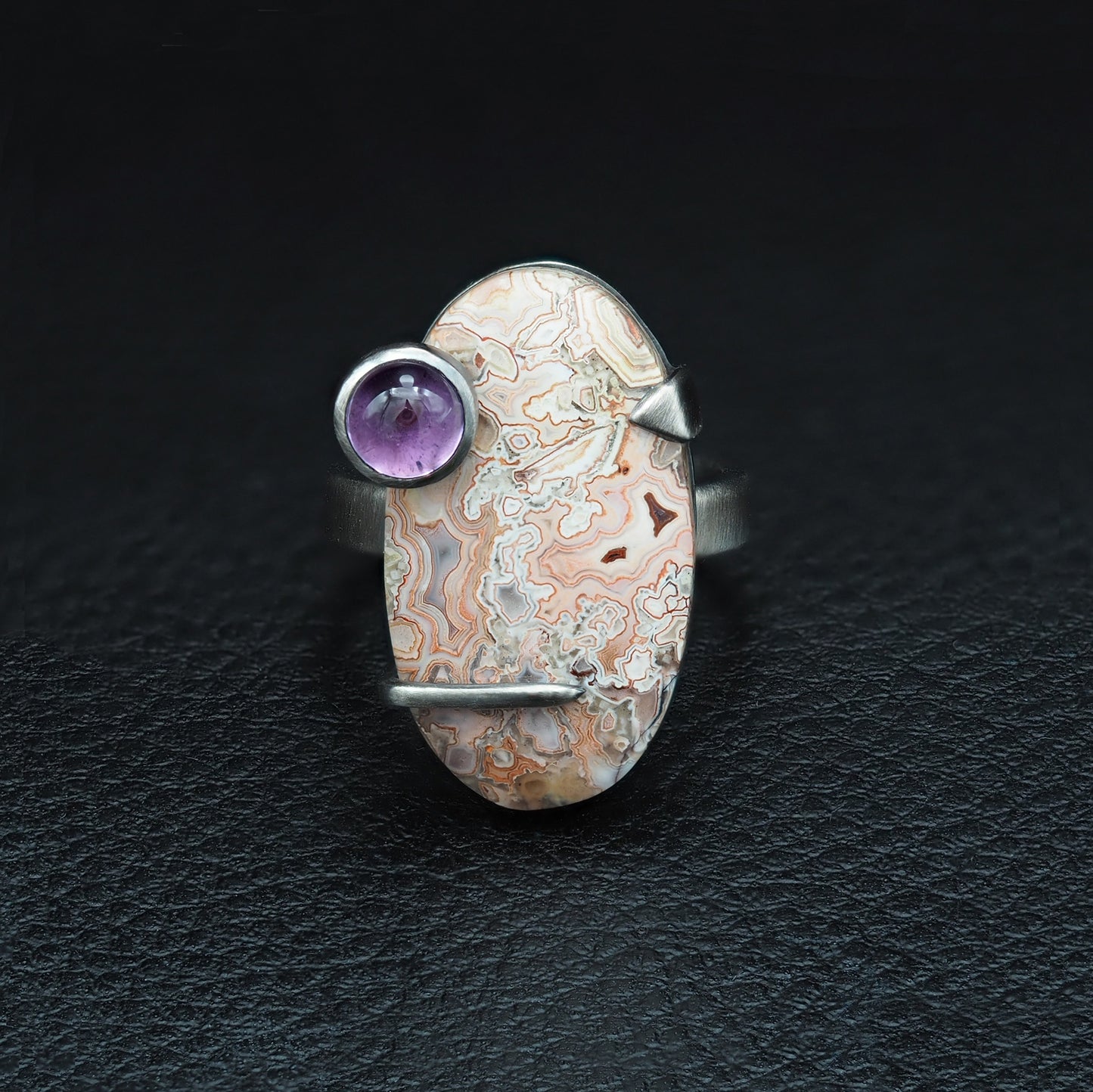 Laguna lace agate and amethyst ring